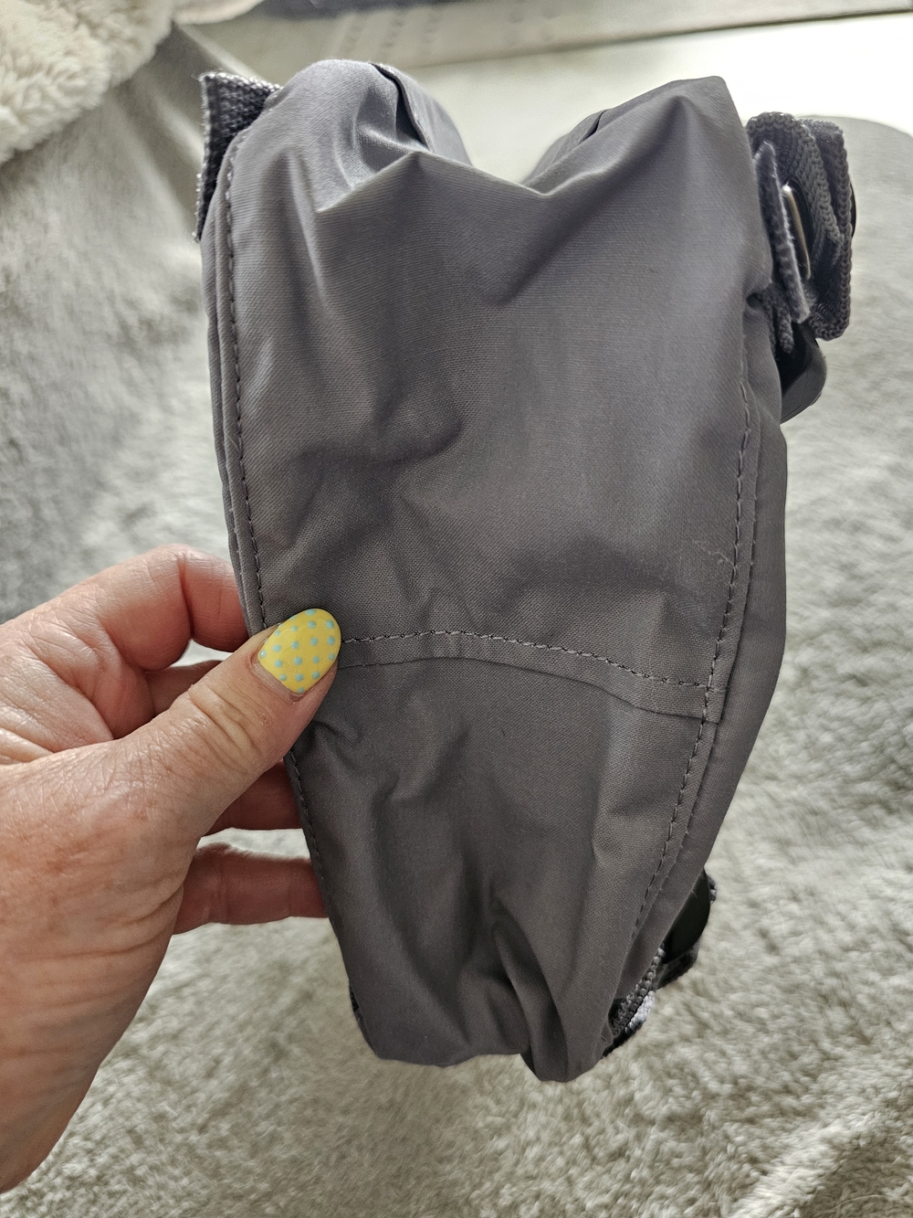 Fjallraven Kånken Mini Backpack in gray - Picture 14 of 16
